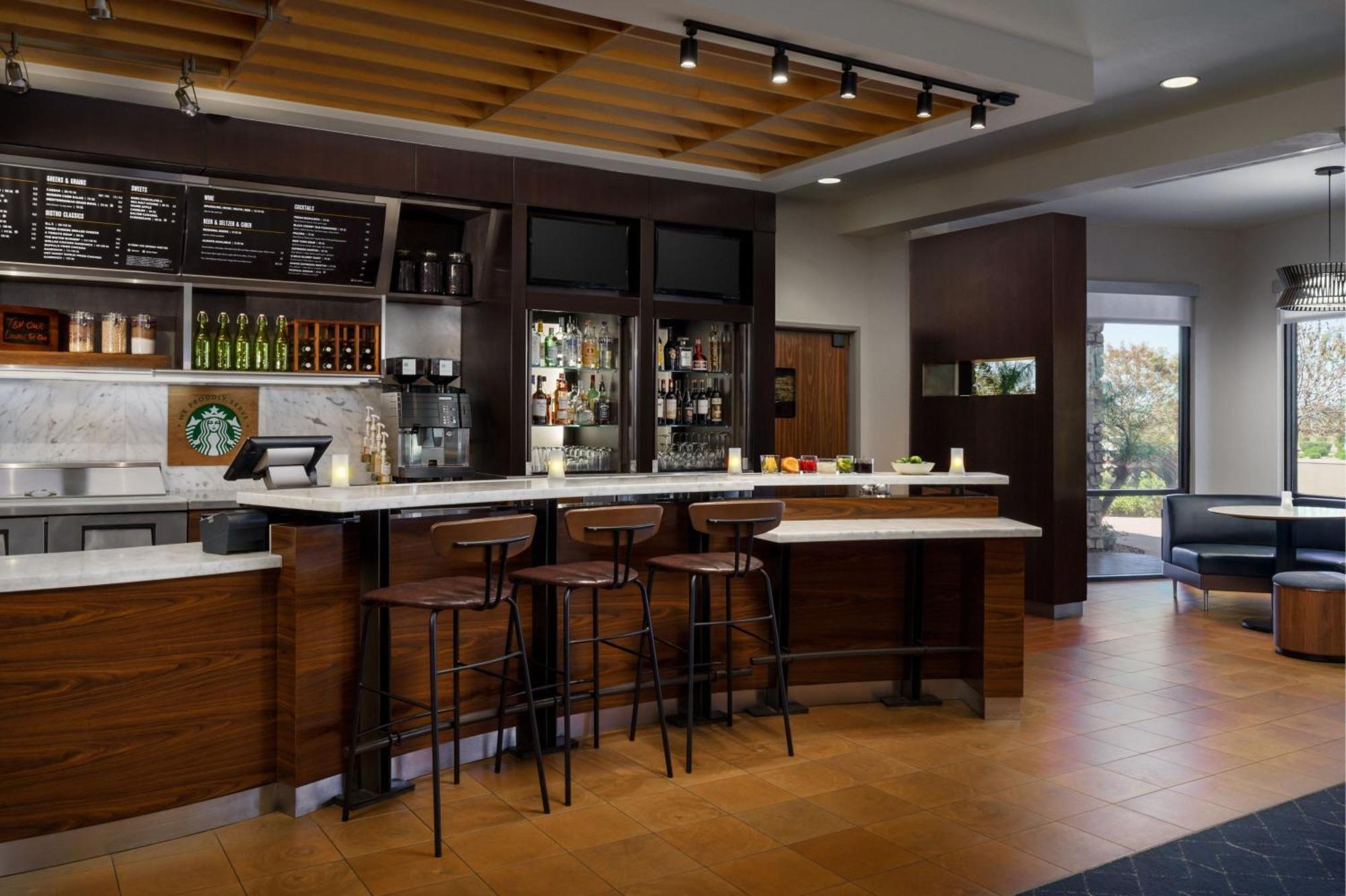 Courtyard By Marriott Phoenix Mesa Gateway Airport Buitenkant foto