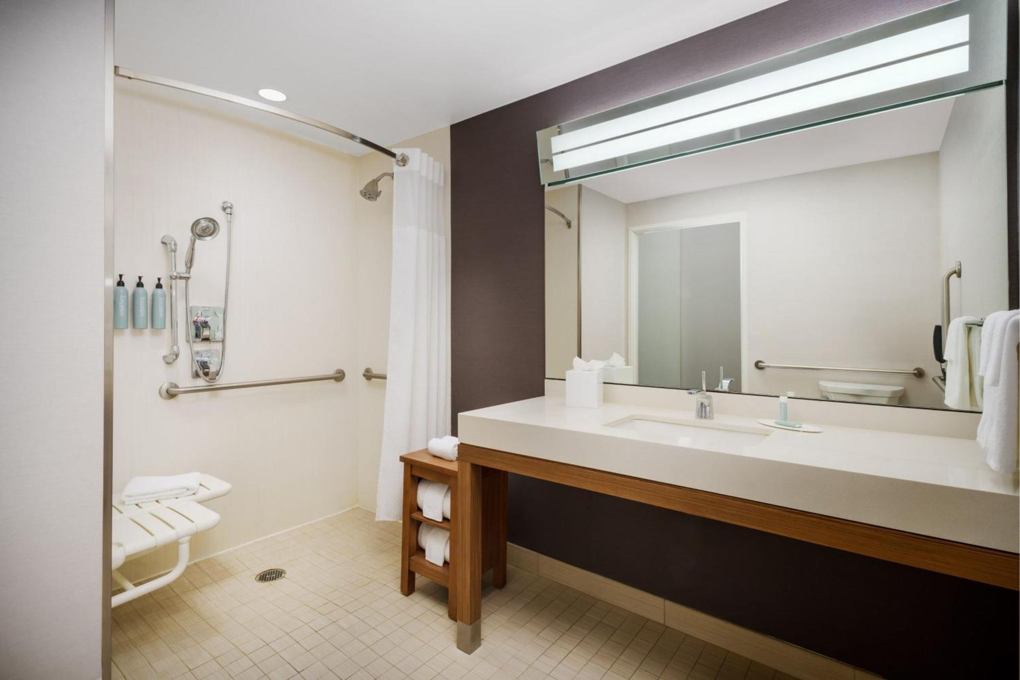 Courtyard By Marriott Phoenix Mesa Gateway Airport Buitenkant foto